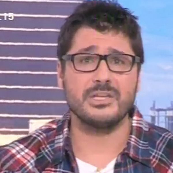 Λάμπρος Κωνσταντάρας: Υποδύθηκε το Νίκο Κούρκουλο on air και "κλάψαμε"! - VIDEO