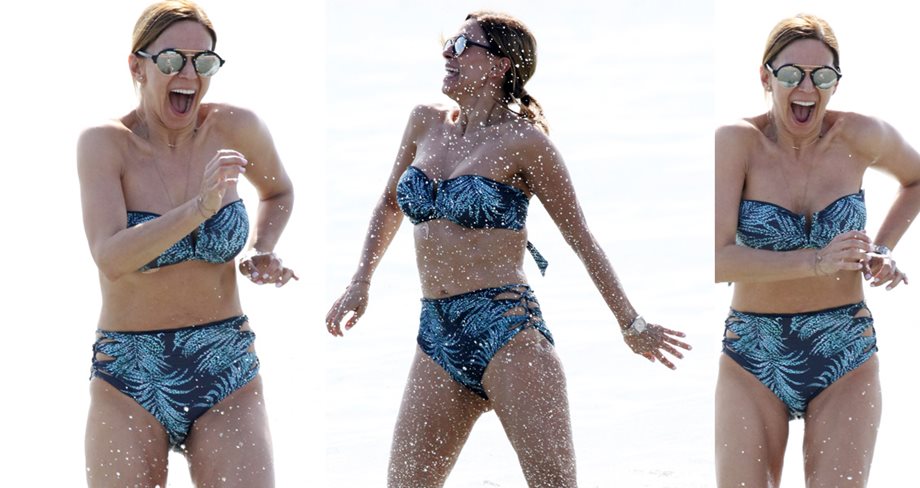 Έλλη Κοκκίνου: Παιχνίδια μέσα στη θάλασσα με καυτό bikini! 
