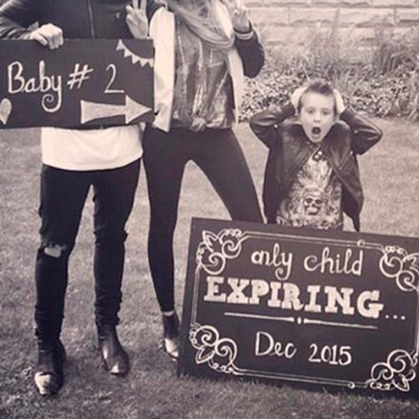 Το ζευγάρι των ηθοποιών ανακοίνωσε μέσω Instagram ότι περιμένει το δεύτερο παιδί του!