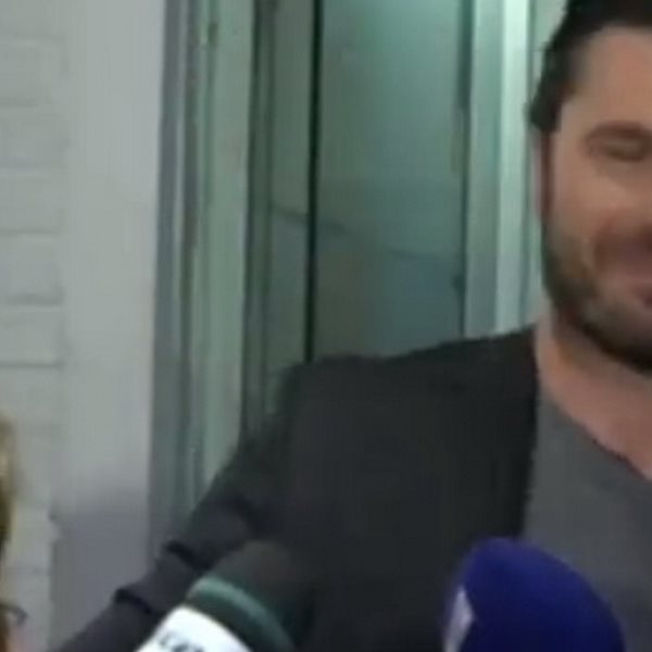 Χρήστος Βασιλόπουλος: Η ερώτηση on camera μπροστά στην μητέρα του τον έφερε σε πολύ δύσκολη θέση... - VIDEO