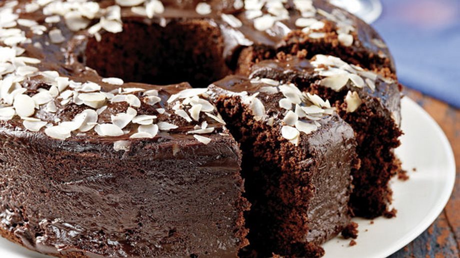 Πανεύκολο κέικ κακάο µε γλάσο σοκολάτας