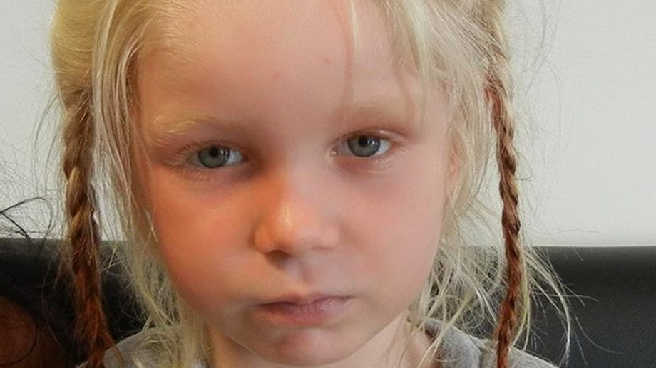 Αυτό είναι το 4χρονο κοριτσάκι που βρέθηκε σε καταυλισμό τσιγγάνων στα Φάρσαλα