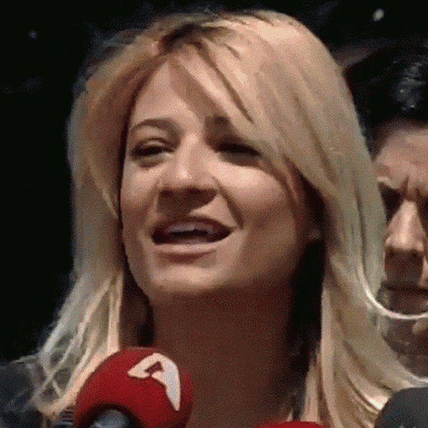 Φαίη Σκορδά: "Θηλάζω αποκλειστικά και θα μείνω εκτός τηλεόρασης" - VIDEO