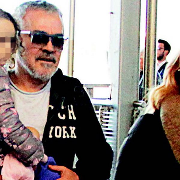 Πέγκυ Ζήνα - Γιώργος Λύρας: Στο αεροδρόμιο με την κόρη τους