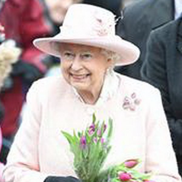 Βασίλισσα Ελισάβετ: Την "πέθαναν" στο twitter