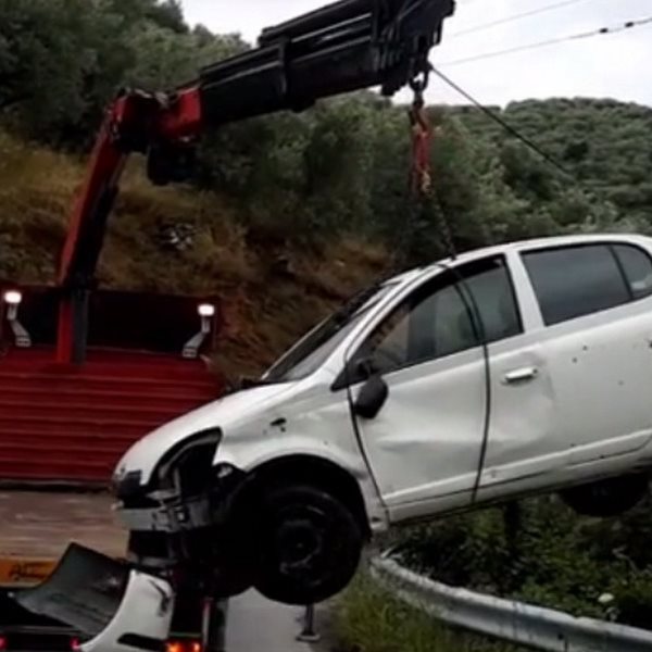 Ατύχημα στο ταξίδι της Ελληνίδας παρουσιάστριας - VIDEO
