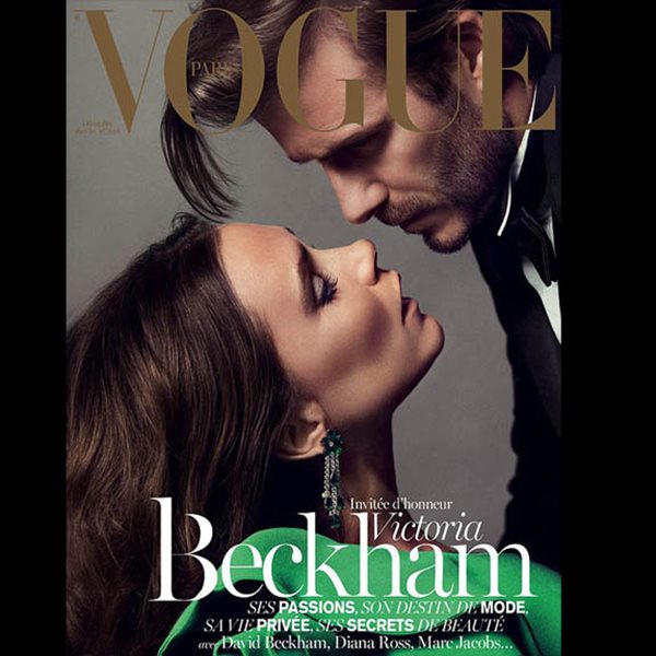 Ο David και η Victoria Beckham πόζαραν για το χριστουγεννιάτικο εξώφυλλο της γαλλικής Vogue