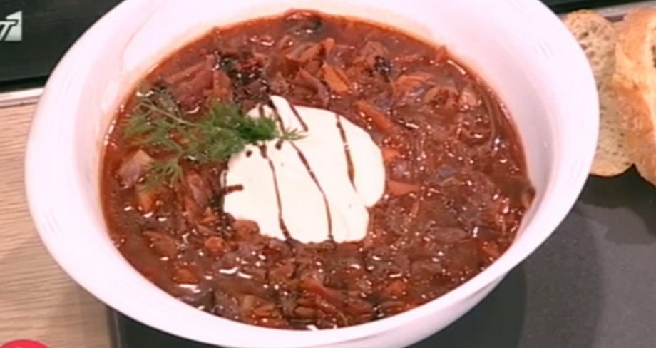 Η διάσημη χειμωνιάτικη σούπα Μπορς από την Αργυρώ