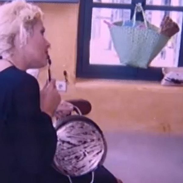 Η Μπαλατσινού αφηγήθηκε τις διακοπές τους με την Μενεγάκη έγκυο, όταν έγλειφε τις κατσαρόλες - VIDEO