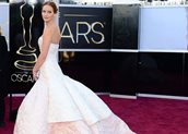 Best Dressed: Jennifer Lawrence με Dior Haute Couture.
