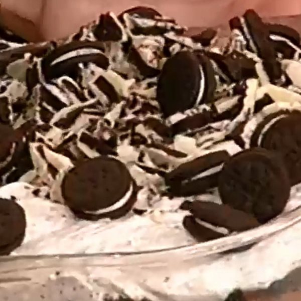 Κρεμογλυκό με μπισκότα από την Αργυρώ Μπαρμπαρίγου VIDEO