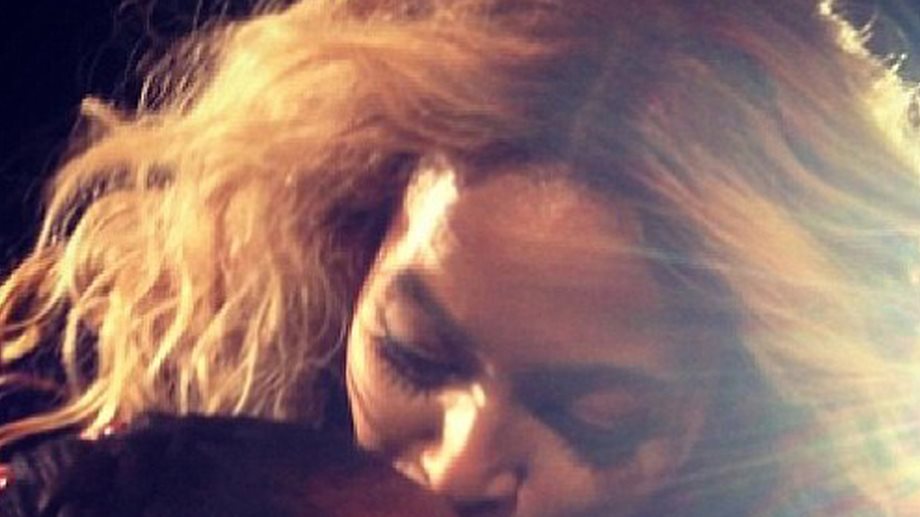 Η Beyonce αγκαλιά με την 8χρονη κόρη της Madonna