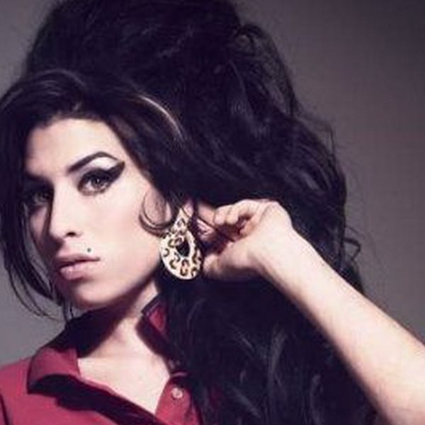 Amy Winehouse: Φωτογραφία που τη δείχνει νεκρή είδε το φως της δημοσιότητας