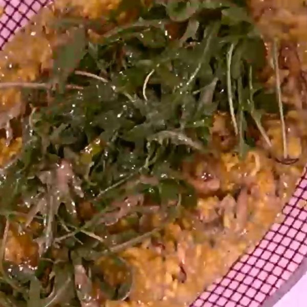 Ριζότο με θαλασσινά και ταχίνι από τον Άκη Πετρετζίκη VIDEO