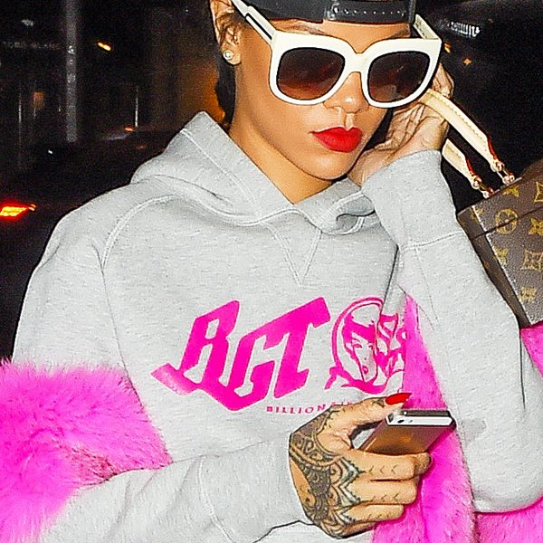 Rihanna: Να... "φας" τη ροζ γούνα σου!