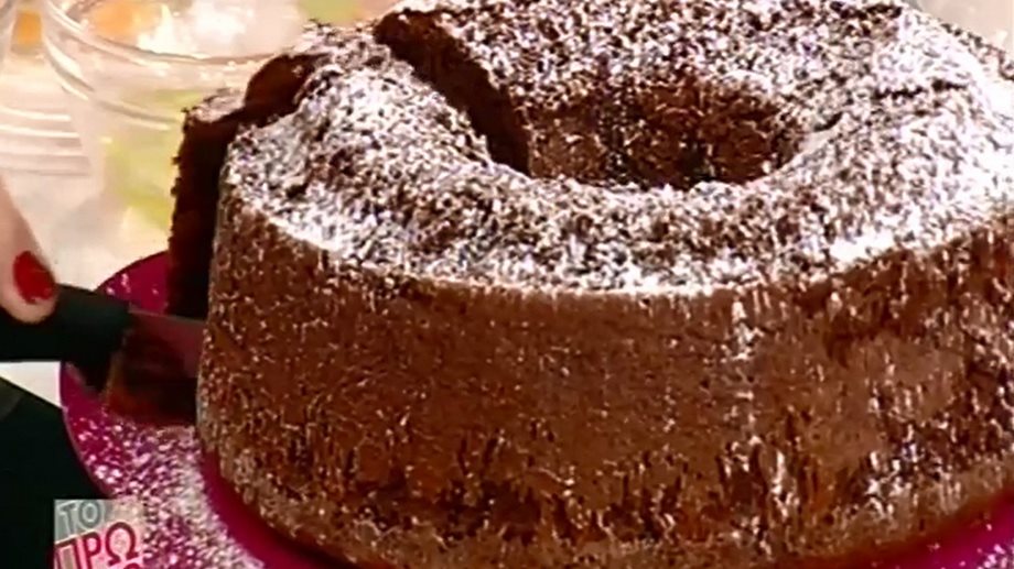Σοκολατένιο κέικ με παντζάρι (Video)