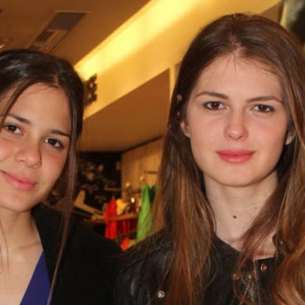 Αμαλία & Αλεξάνδρα Κωστοπούλου: Εκτός από αδελφές, είναι και "κολλητές" και πάνε παντού μαζί! 
