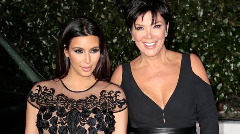 Η μαμά της Kim Kardashian xώρισε μετά από 22 χρόνια γάμου & το κράτησε κρυφό για 1 χρόνο