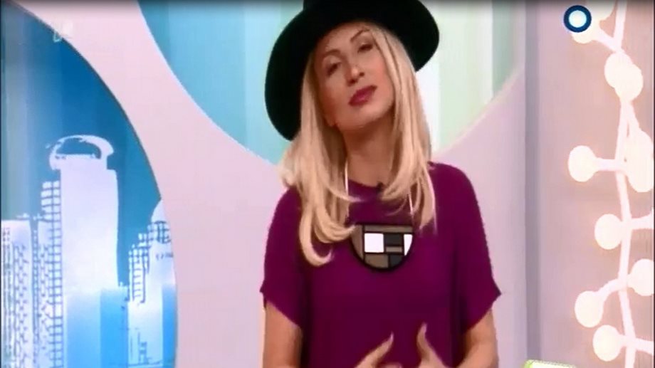 Χωρίς τον Νίκο Μουτσινά το "Δέστε τους"! Τί συνέβη, ποιος παρουσιαστής τον αντικατέστησε & γιατί η Μαρία Ηλιάκη "πενθεί" φορώντας μωβ; (Video)