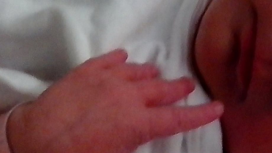 Τζωρτζέλα Κόσιαβα: Δείτε τρυφερές φωτογραφίες από το νεογέννητο μωράκι της!