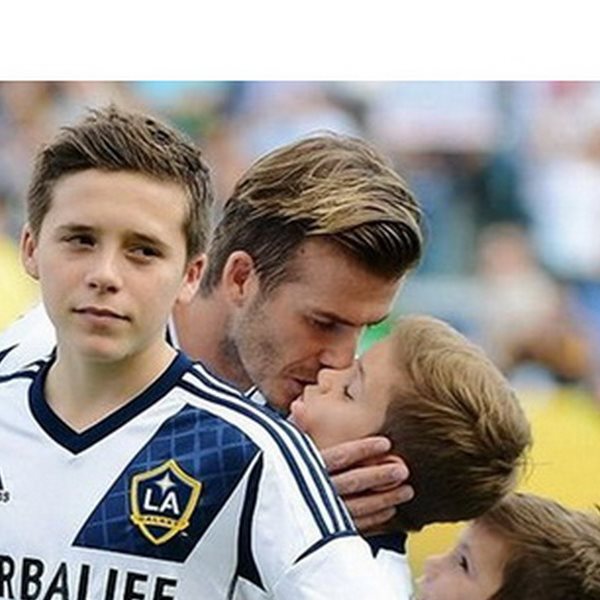 Brooklyn Beckham: O γιος του David Beckham υπογράφει με την Αrsenal
