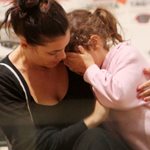 Μαρία Κορινθίου: Η δημόσια τρυφερή αγκαλιά στην κόρη της