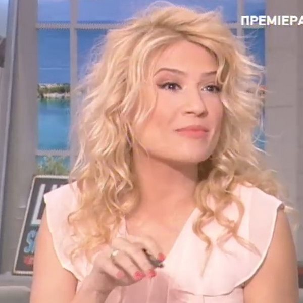 Φαίη Σκορδά: "Αν την δείτε χωρίς μακιγιάζ, θα πάθετε σοκ" - VIDEO