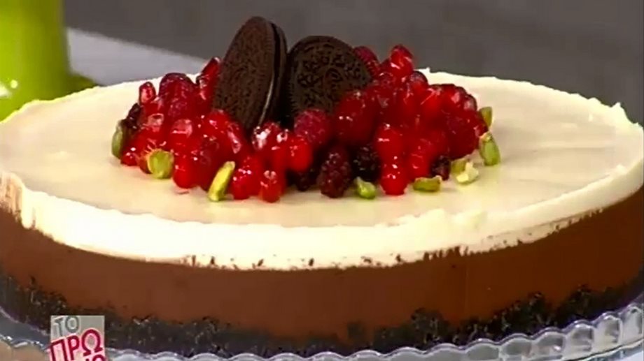 Διώροφη σοκολατένια τάρτα με μπισκότα και κρέμα από την Αργυρώ Μπαρμπαρίγου (Video)