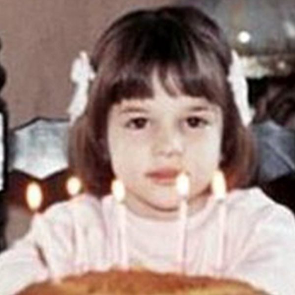 Η Ελληνίδα celebrity έχει σήμερα γενέθλια και θυμάται μια τρυφερή παιδική στιγμή