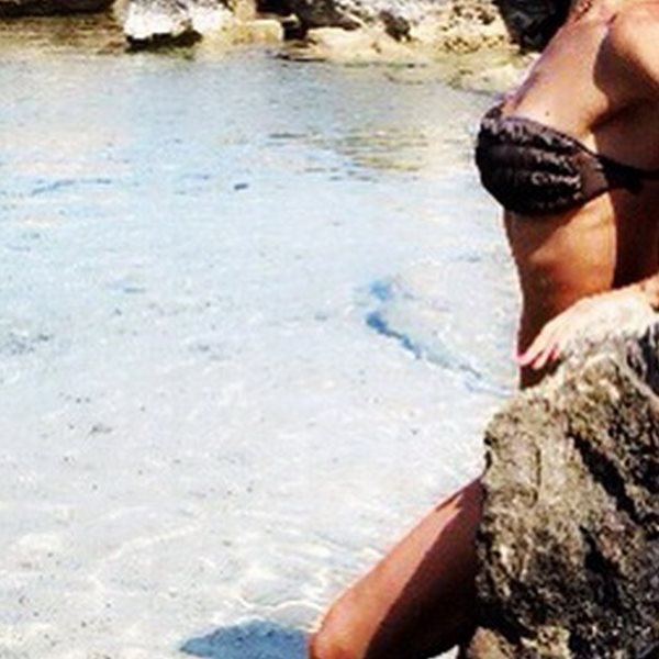 Η Ελληνίδα ηθοποιός δημοσίευσε την πιο sexy καλοκαιρινή της φωτογραφία της ever! 