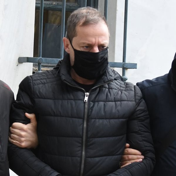 Δημήτρης Λιγνάδης: Οι αρχές ερευνούν το σπίτι του- Ο υπολογιστής του θα διαλευκάνει την υπόθεση