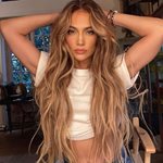 Jennifer Lopez: Δείτε το αψεγάδιαστο κορμί της 51χρονης τραγουδίστριας