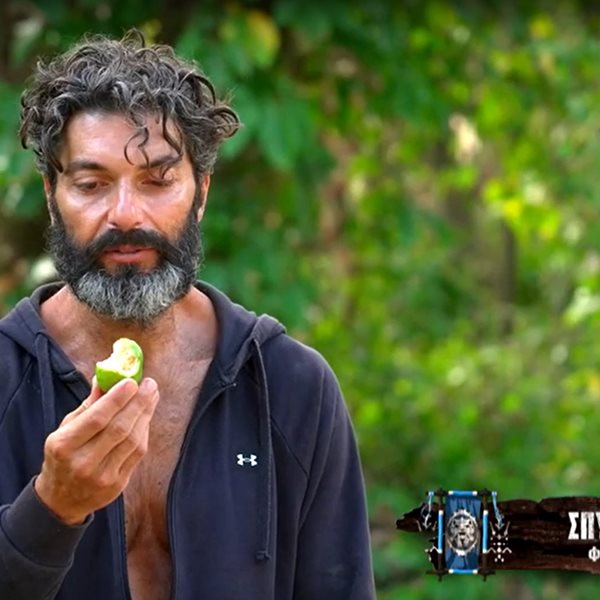Survivor All Star: Ο Σπύρος Μαρτίκας έφαγε απτόητος φρούτα με σκουλήκια!  