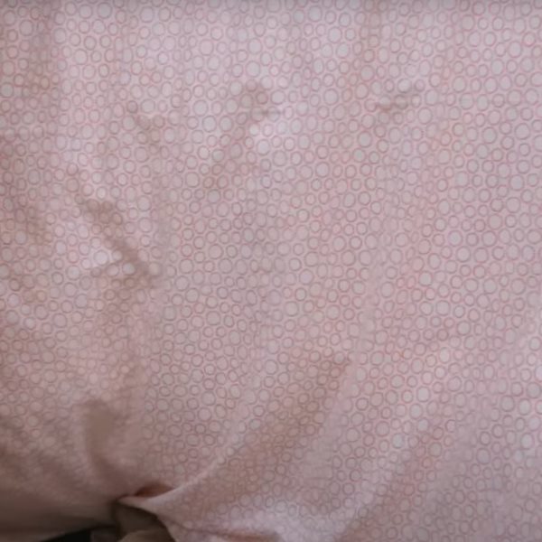  MasterChef: Η κάμερα τσάκωσε γυμνούς κάτω από τα σκεπάσματα την Πωλίνα και τον Πορφύρη