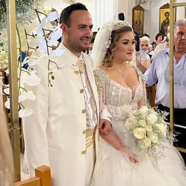 Μαυρίκιος Μαυρικίου – Ιλάειρα Ζήση: Παντρεύτηκαν στην Κύπρο - Οι πρώτες εικόνες από τον γάμο τους 