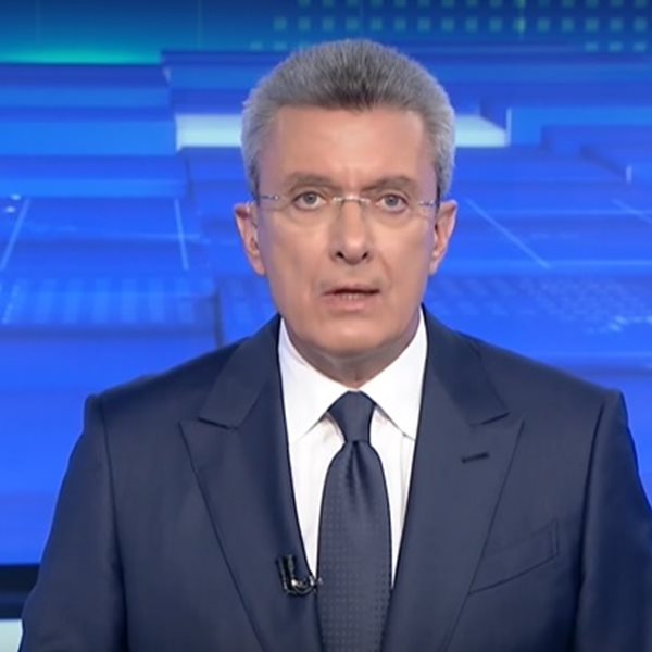 Νίκος Χατζηνικολάου: Εκτός του κεντρικού δελτίου ειδήσεων του ΑΝΤ1 μετά τον θάνατο του πατέρα του 
