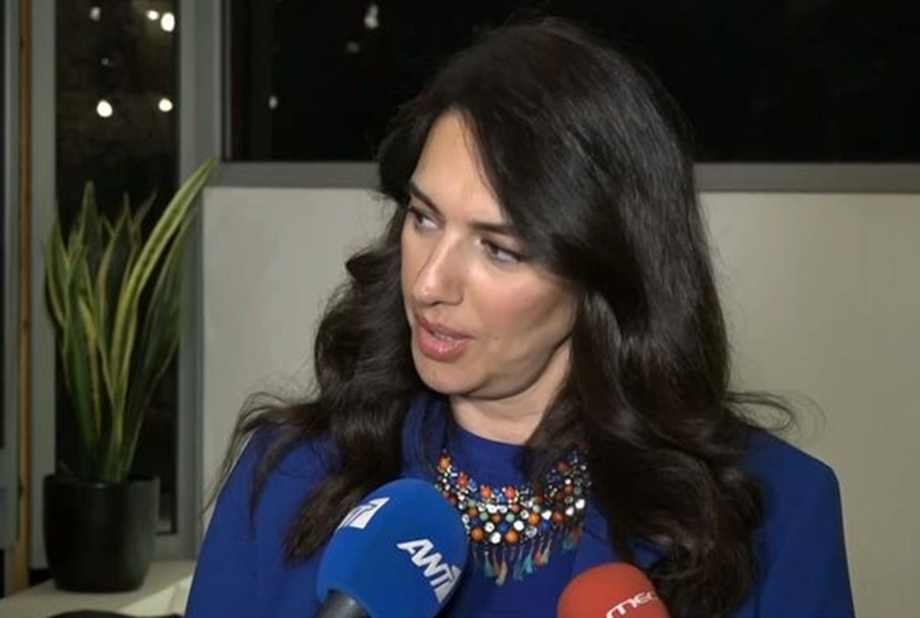 Νόνη Δούνια: Η on camera αντίδρασή της όταν ρωτήθηκε για τις δηλώσεις του Δημήτρη Παπανώτα