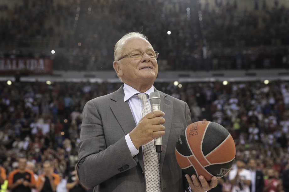 Ντούσαν Ίβκοβιτς: Ποιος ήταν ο θρύλος του μπάσκετ που απογείωσε τις Ελληνικές ομάδες μπάσκετ