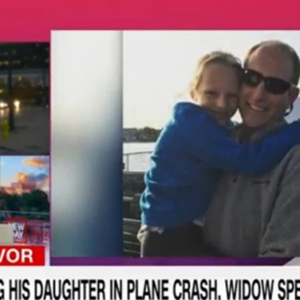 Πατέρας έγινε "ασπίδα" και έσωσε την 11χρονη κόρη του σε αεροπορικό δυστύχημα