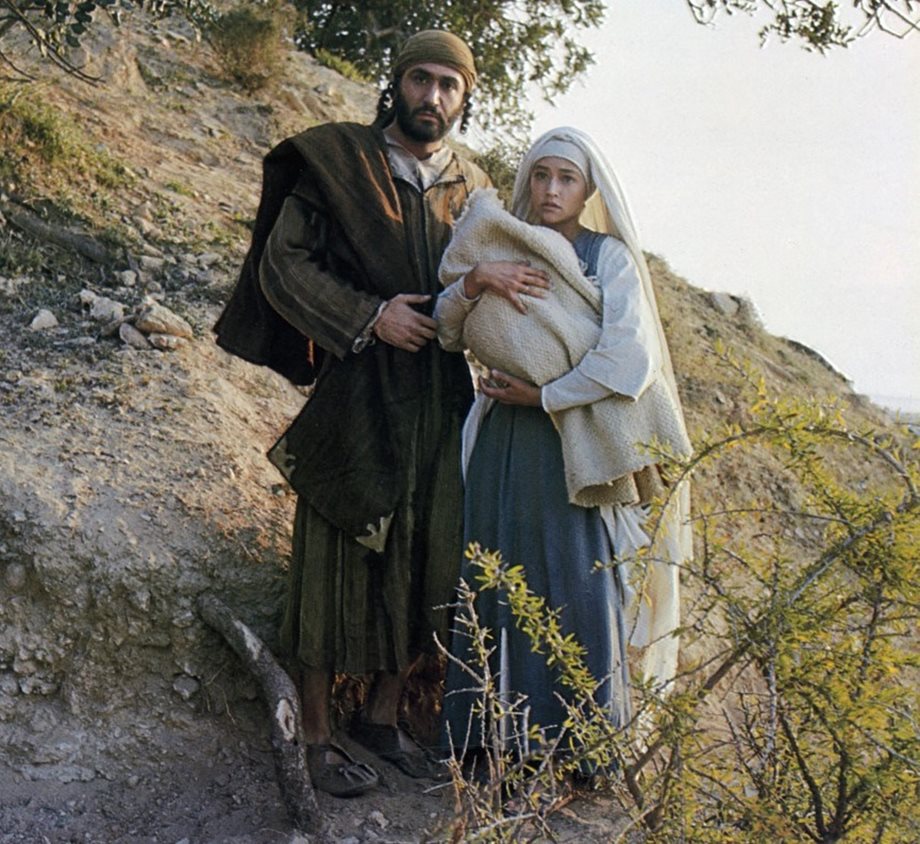 Ολίβια Χάσεϊ: Πως είναι και τι κάνει σήμερα η Παναγία από το "Ιησούς από τη Ναζαρέτ";