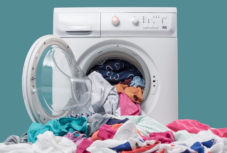 Δεν καθαρίζουν τα ρούχα όταν τα πλένεις στο πλυντήριο; Ιδού τα 5+1 λάθη που κάνεις και δεν το ξέρεις!