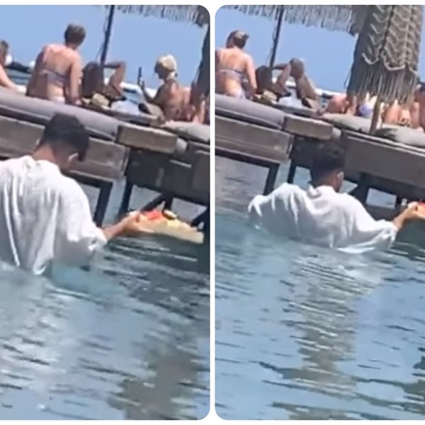 Ρόδος: Οργή με βίντεο που δείχνει σερβιτόρο να παραδίδει παραγγελία περπατώντας στο νερό!  Παρέμβαση Άδωνι Γεωργιάδη