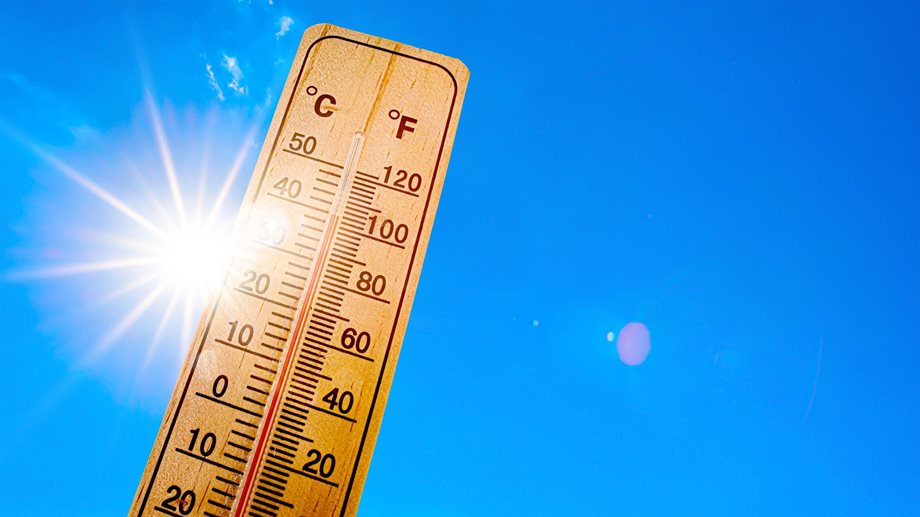 Καιρός - Καύσωνας: Εκρηκτικό “κοκτέιλ” αφόρητης ζέστης και σκόνης - Πότε θα δροσίσει