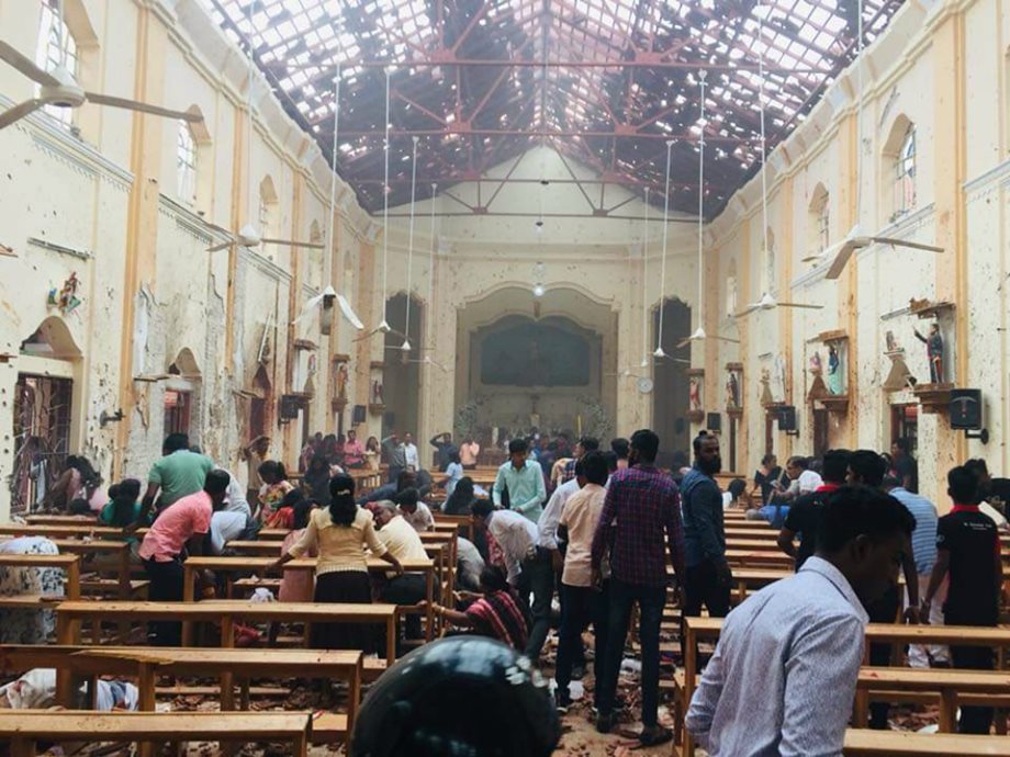 Τραγωδία στη Σρι Λάνκα: 207 οι νεκροί και 450 τραυματίες των επιθέσεων 