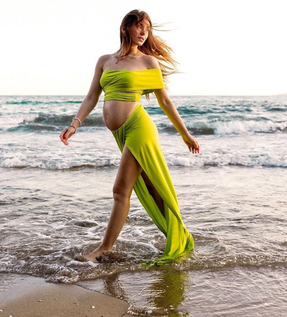  Ιωάννα Σιαμπάνη: Πρόβα νυφικού για την εγκυμονούσα (Φωτογραφίες)