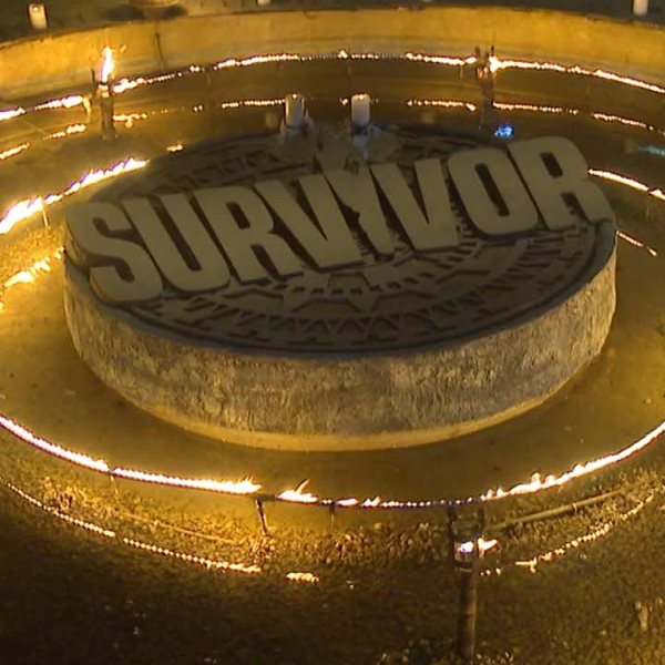 Σε καραντίνα οι παίκτες του Survivor μετά το θετικό κρούσμα στα στούντιο της εκπομπής του Νίκου Μουτσινά 