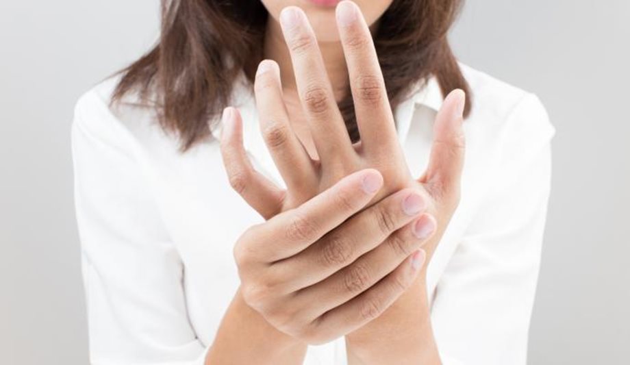 Τα σημάδια στα χέρια σου που αποκαλύπτουν προβλήματα υγείας