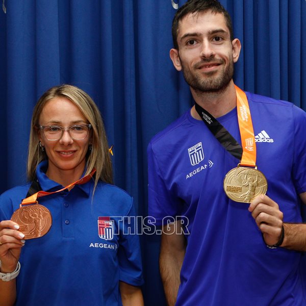 Μίλτος Τεντόγλου & Αντιγόνη Ντρισμπιώτη: Επέστρεψαν στην Ελλάδα μετά τα μετάλλια στο παγκόσμιο πρωτάθλημα στίβου   