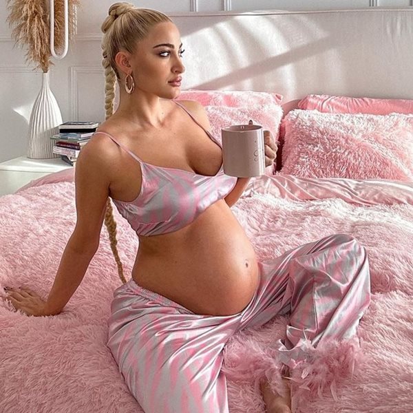 Ιωάννα Τούνη: Ποζάρει γυμνή στον 9ο μήνα της εγκυμοσύνης της – “Η πιο παραμυθένια φωτογραφία μου”