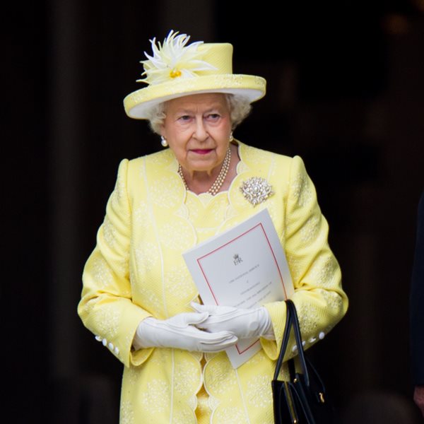 Βασίλισσα Ελισάβετ: Αυτή είναι η αμύθητη περιουσία της - Τι κληρονομεί ο Κάρολος;